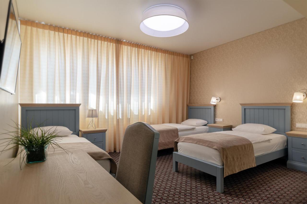 Hotel Sinchronas Telšiai Eksteriør bilde