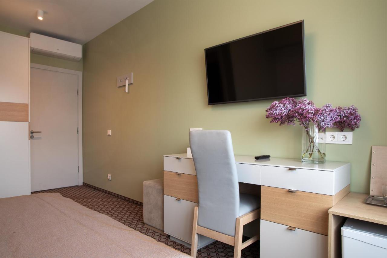 Hotel Sinchronas Telšiai Eksteriør bilde