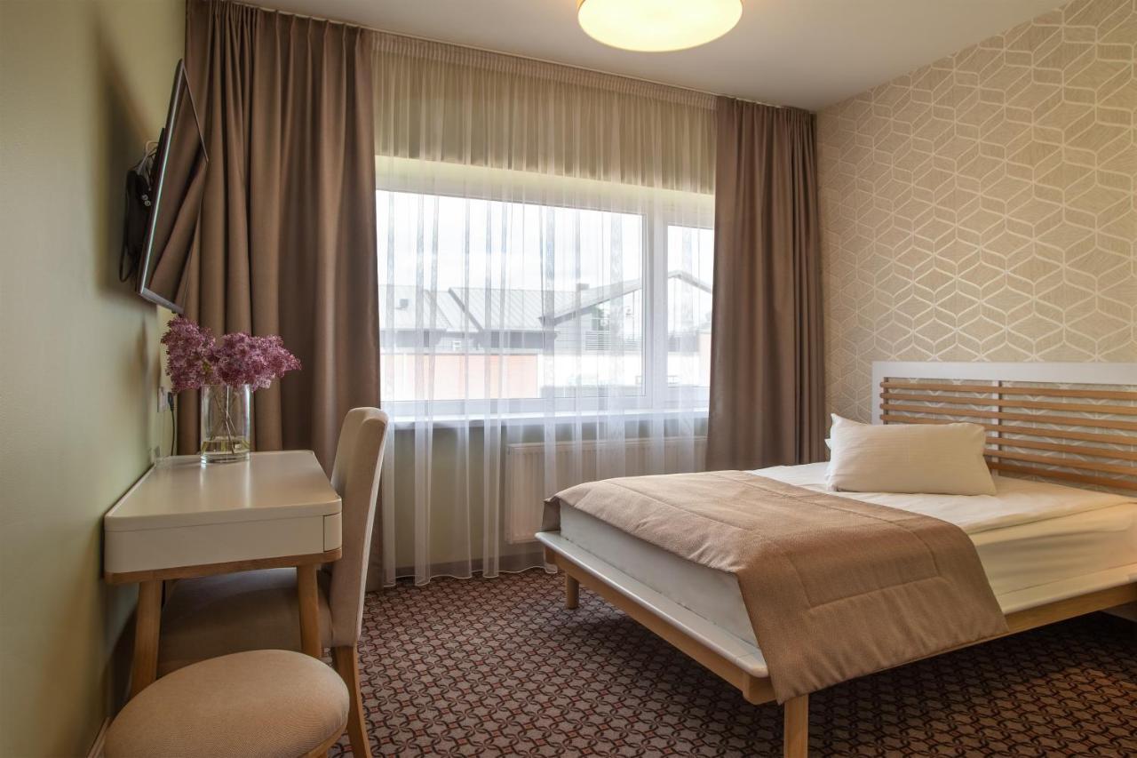 Hotel Sinchronas Telšiai Eksteriør bilde