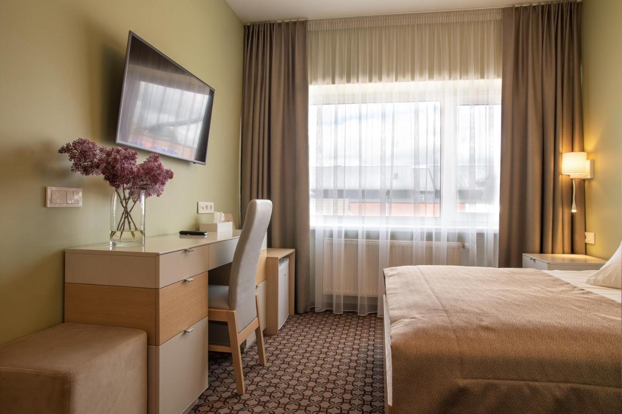 Hotel Sinchronas Telšiai Eksteriør bilde