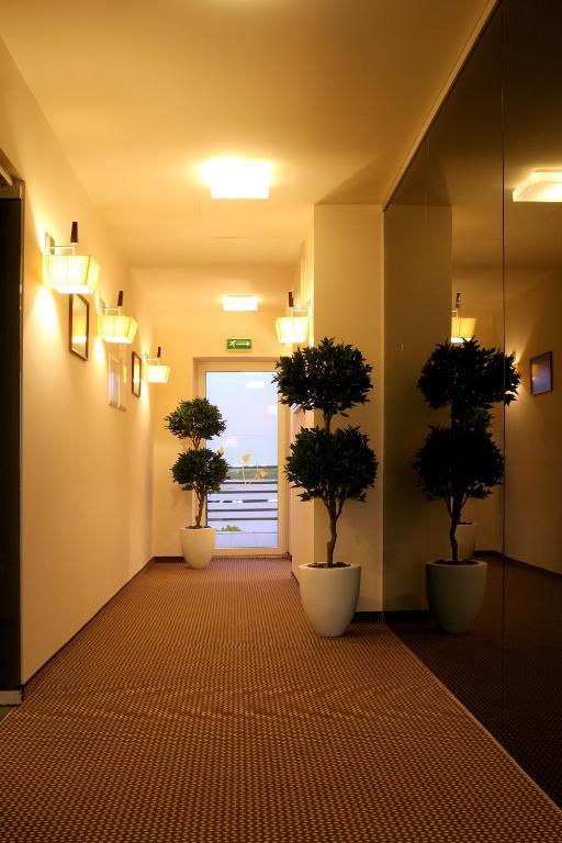Hotel Sinchronas Telšiai Eksteriør bilde