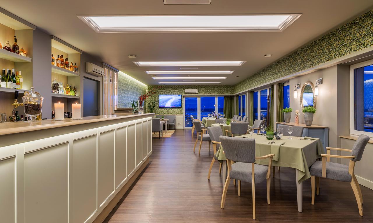 Hotel Sinchronas Telšiai Eksteriør bilde
